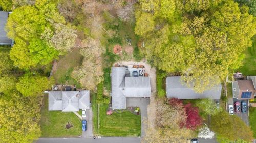 39 Alba Dr, Bristol, CT 06010-2602