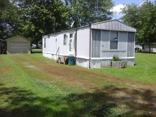 68 Sandstone St, Gilbertsville KY  42044-8901 exterior