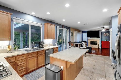 30738 Eastgate Pkwy, Temecula CA  92591-7230 exterior