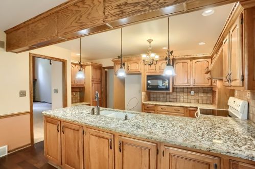 2901 Rosedale Ave, New Castle PA  16105-1217 exterior