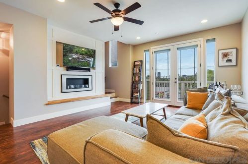 911 27 St, San Diego CA 92102-1013 exterior