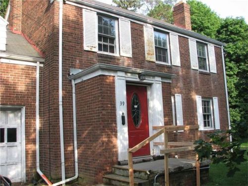 39 Spencer Ave, Hermitage, PA 16146-3116