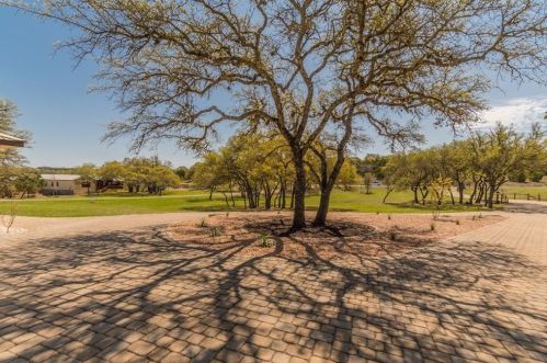 1062 Hidden Hills Dr, Mount Sharp TX  78620-3935 exterior