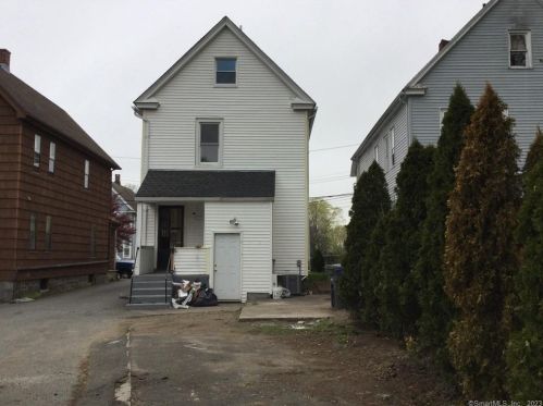 368 Lenox Ave, Bridgeport CT  06605-1977 exterior