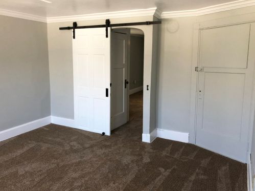 1742 Warren Ave, Milwaukee WI  53202-1617 exterior