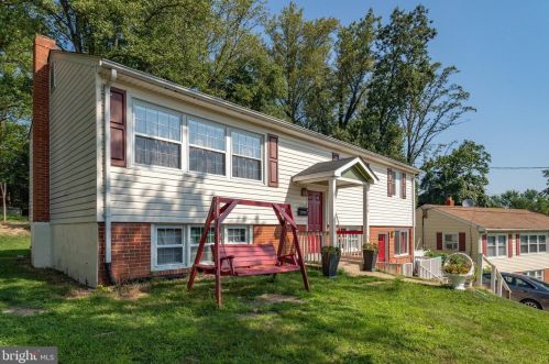 1506 Aiden Dr, Woodbridge, VA 22191-3002