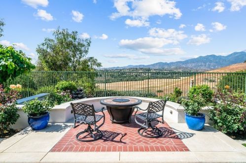 5 Segada, Trabuco Canyon CA  92688-2733 exterior