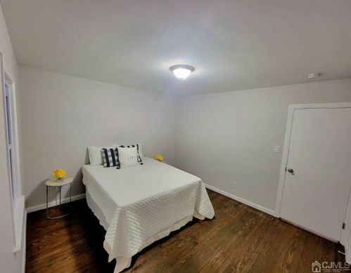 714 Raritan Ave, Perth Amboy NJ  08861-2420 exterior
