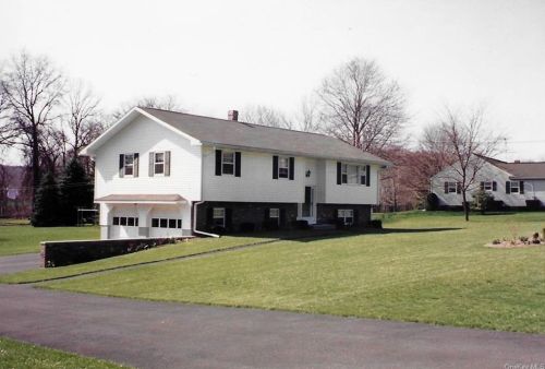 61 Mt Orange Rd, Slate Hill, NY 10973-3727
