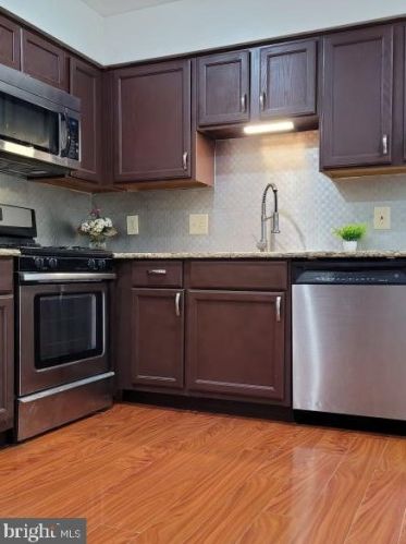 17 Brearly Dr, Erial NJ  08081-4456 exterior