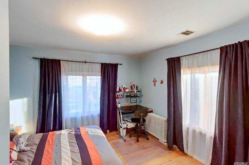 9951 Russell St, Jamaica NY  11414-3949 exterior