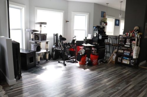 12 Flagg St, Worcester MA  01609-1223 exterior