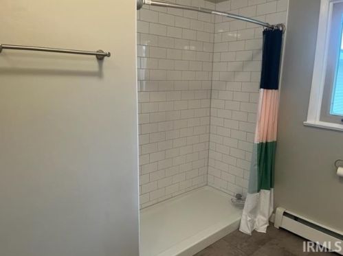 809 12 St, Mishawaka IN 46544-5822 exterior