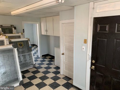 1723 Paxton St, Harrisburg PA 17104-2636 exterior