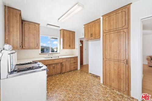 4524 Glenfinnan Ave, Covina CA  91723-1033 exterior