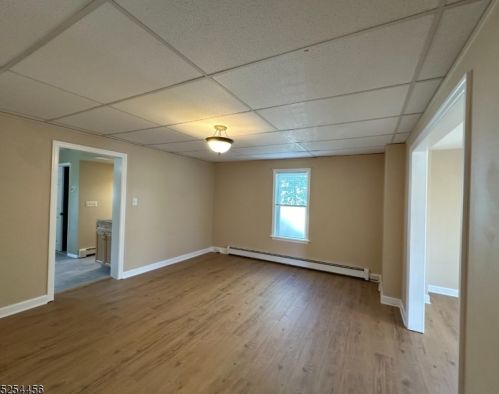 47 Brown St, Flemington NJ  08822-1536 exterior