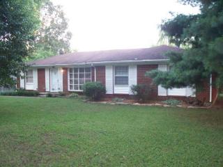 3003 Park Dr, Columbia, TN 38401-5021