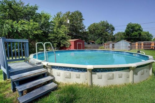 607 Whitener Rd, Euless, TX 76040-5124