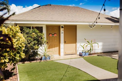 91-1008 Kaikala St, Ewa Beach HI  96706 exterior