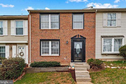 12806 Frontier Ln, Woodbridge, VA 22192-6449