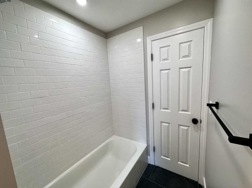 14 Eastman Ter, Poughkeepsie NY  12601-4306 exterior