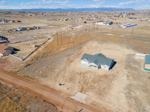 1455 Guatamote Dr, Pueblo, CO 81007-2016