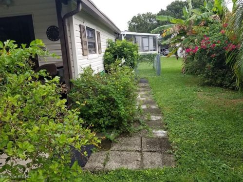 622 Royal Tern Dr, Sebastian FL  32976-7360 exterior