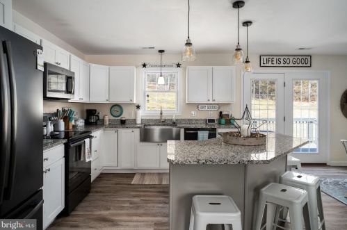 3308 Swover Crk Rd, Edinburg VA  exterior