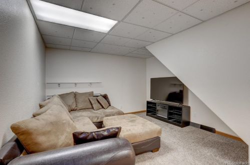 9132 Madeleine St, Denver CO 80260-5190 exterior