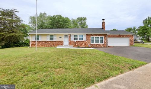 15108 Costa Dr, Woodbridge VA  22193-1647 exterior