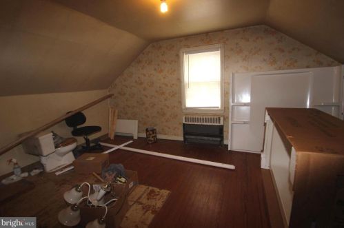 373 Concord Rd, Glen Mills PA  19342-1403 exterior