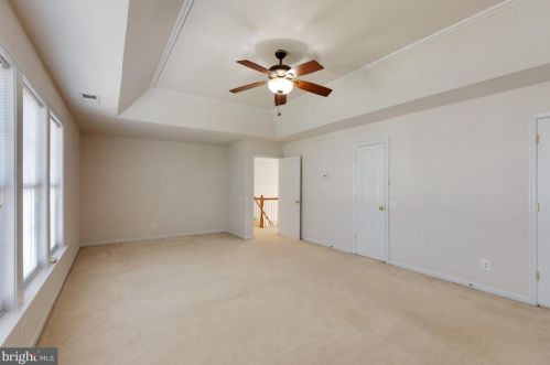 8987 Birch Bay Cir, Lorton VA  22079-5660 exterior