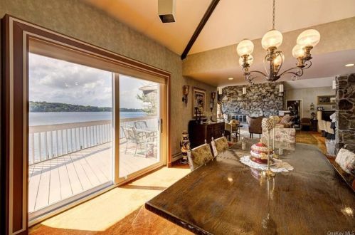44 Overlook Rd, Rock Hill NY  12775-6208 exterior