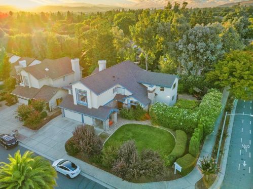 2067 Shafer Ave, Morgan Hill, CA 95037-7200