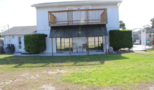 175 8th Ct, Vero Beach, FL 32962-2801