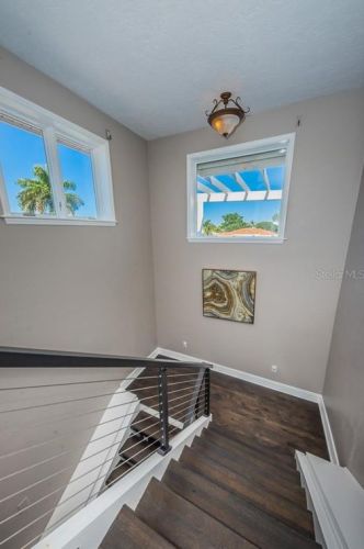 1999 Illinois Ave, Saint Petersburg FL  33703-3421 exterior