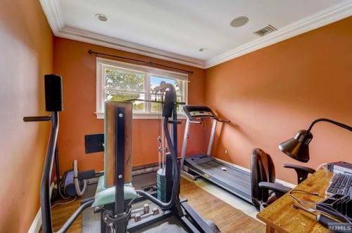 109 Lafayette Ave, Dumont NJ  07628-2107 exterior