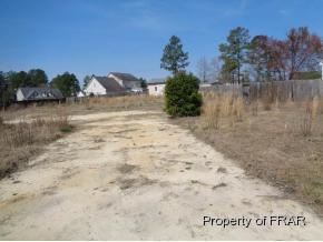 103 Sundance Dr, Raeford, NC 28376-5489