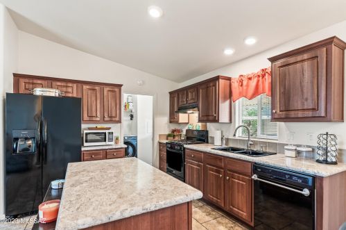 4315 Flowing Wells Rd, Tucson, AZ 85705-2305