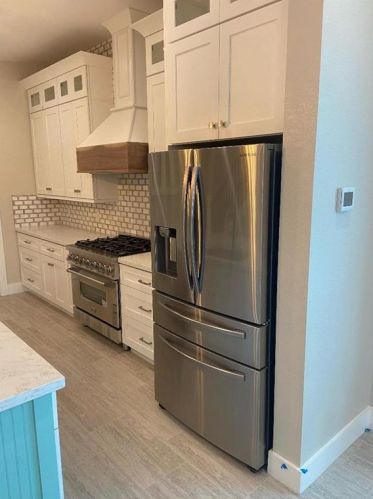 2304 Bernardo De Galvez Ave, Galveston TX 77550 exterior