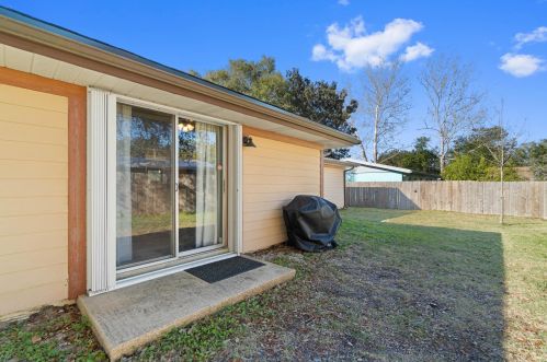 62 11 St, Shalimar FL  32579-1543 exterior