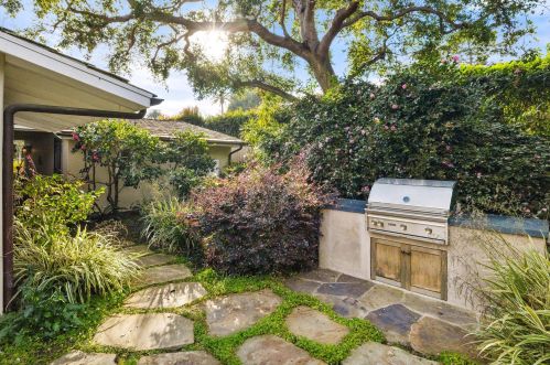 1430 Greenworth Pl, Santa Barbara CA exterior