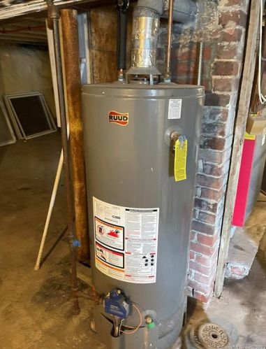 10 Cliff St, United States Coast Guard Ac CT  06320-5402 exterior