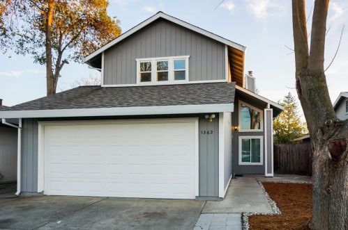 1362 Colfax Dr, Woodland, CA 95776-4295