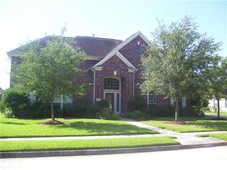 1319 Wellshire Dr, Katy TX  77494-3914 exterior