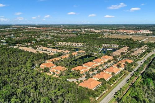 23125 Coconut Shores Dr, Bonita Springs FL 34134-9107 exterior