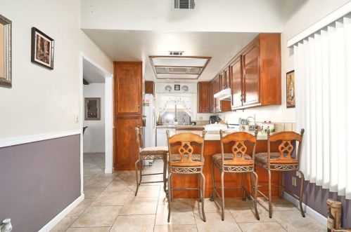 12542 Spring Valley Pkwy, Victorville CA  92395 exterior