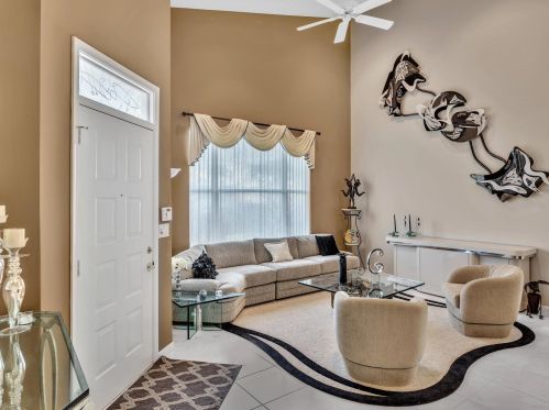 8319 Horseshoe Bay Rd, Boynton Beach, FL 33472-5045