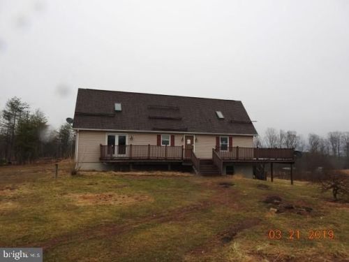 1342 Barnes Rd, Mann, PA 17211-8028