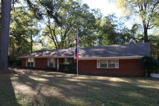 2801 Garrett St, Marshall, TX 75672-7615